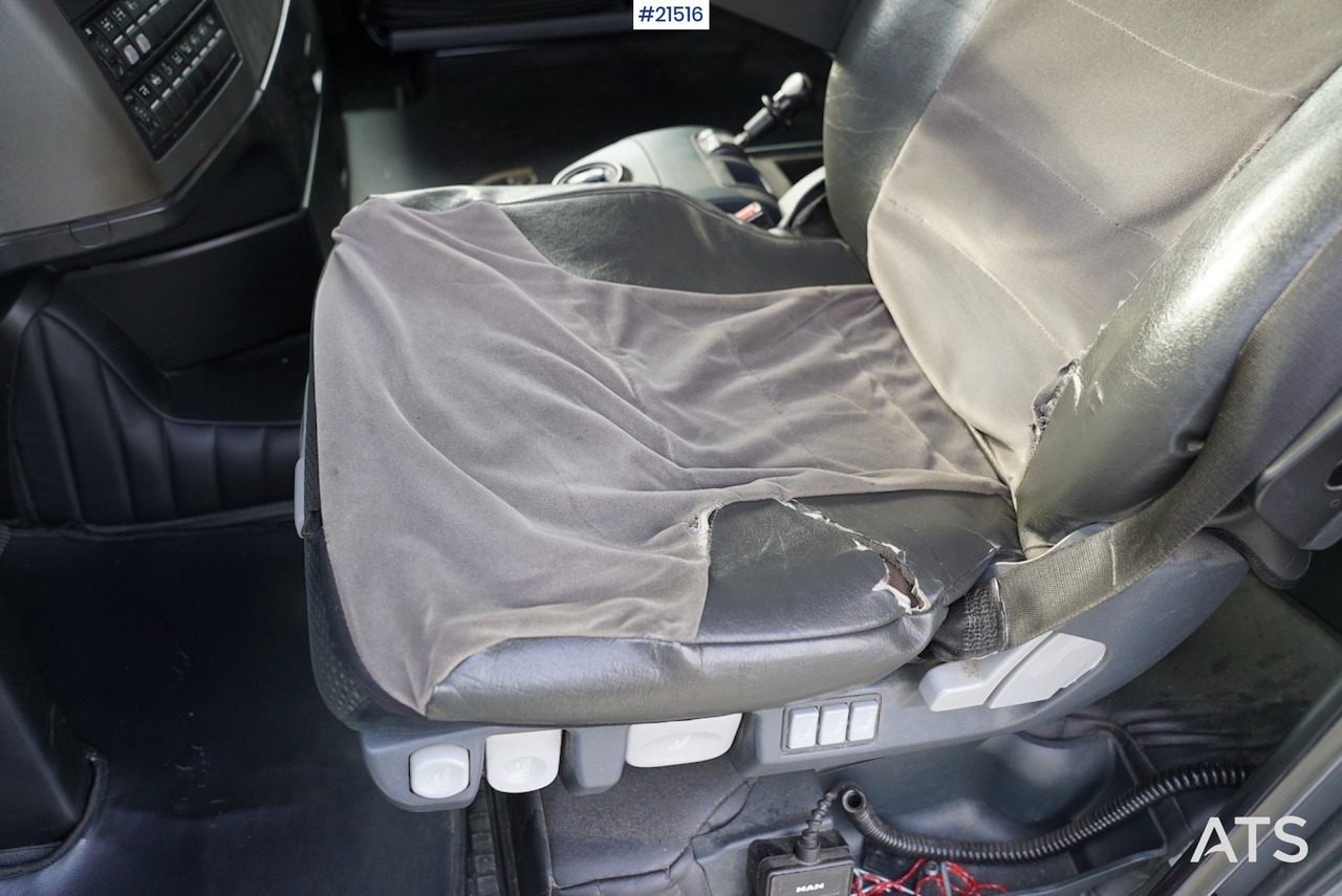 Camion ampliroll MAN Man TGX 35.560 8x4 tridem krokbil