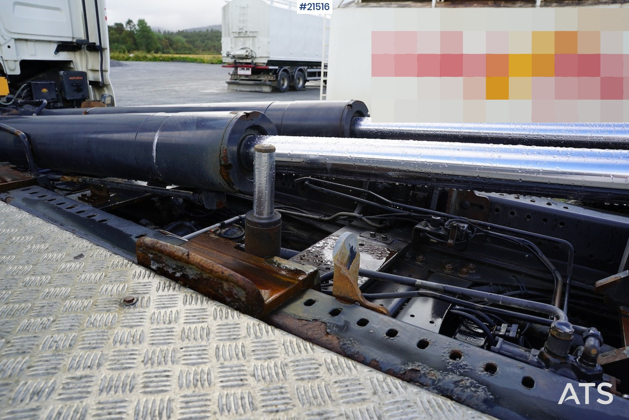 Camion ampliroll MAN Man TGX 35.560 8x4 tridem krokbil