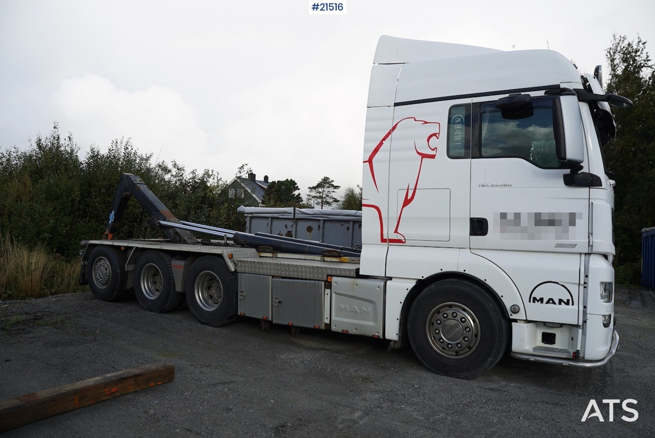 Camion ampliroll MAN Man TGX 35.560 8x4 tridem krokbil
