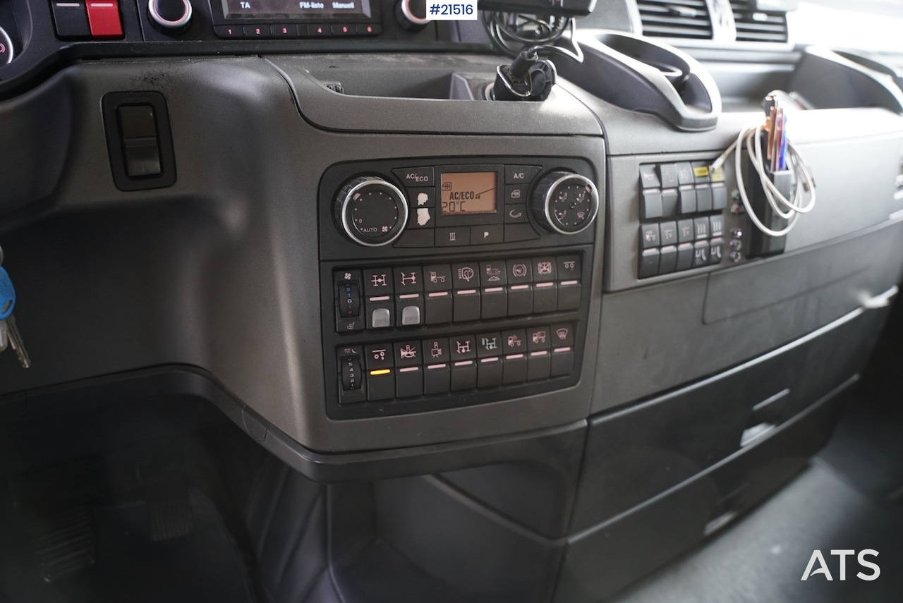 Camion ampliroll MAN Man TGX 35.560 8x4 tridem krokbil