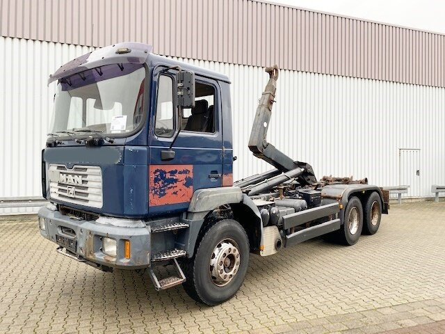 Camion ampliroll MAN T40 26.364/414 6x4, 6-Zylinder T40 26.364/414 6x4, 6-Zylinder