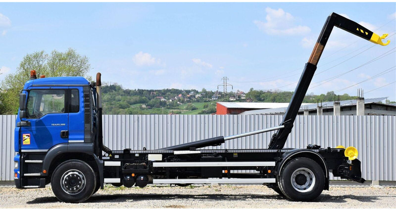 Camion ampliroll MAN TGA 18.310