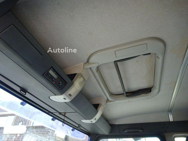 Camion ampliroll MAN TGA 26.310 6x4 Hook lift