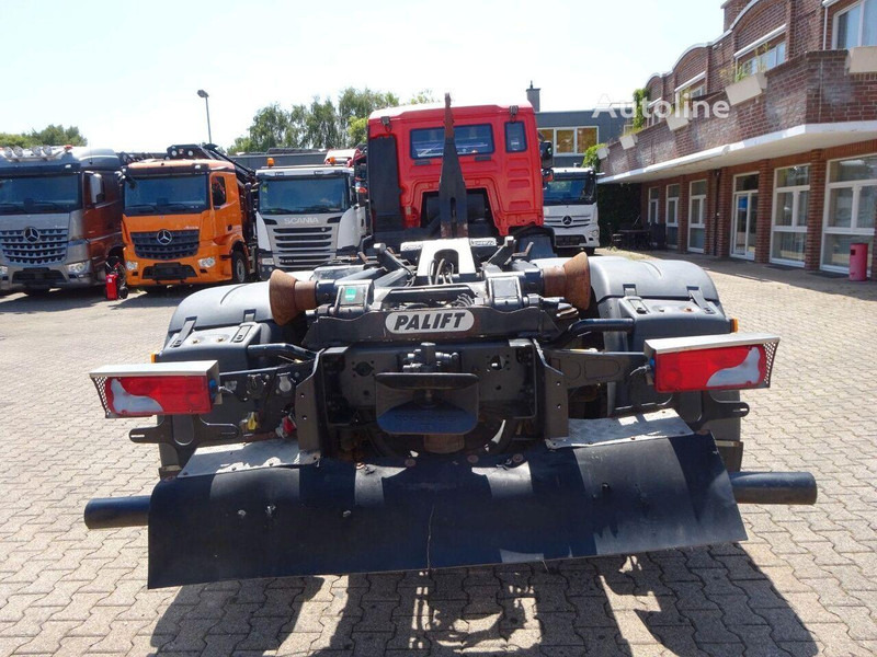 Camion ampliroll MAN TGA 26.360 - Hook lift truck 6x4