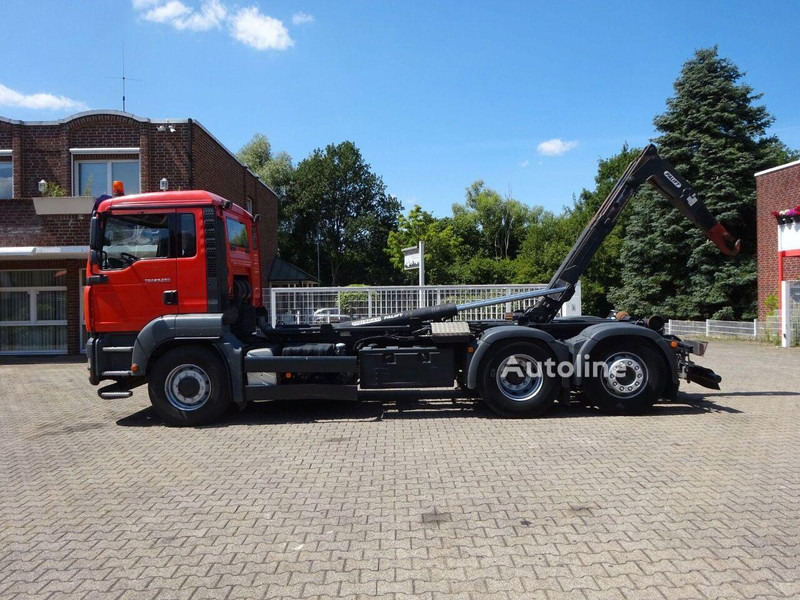 Camion ampliroll MAN TGA 26.360 - Hook lift truck 6x4