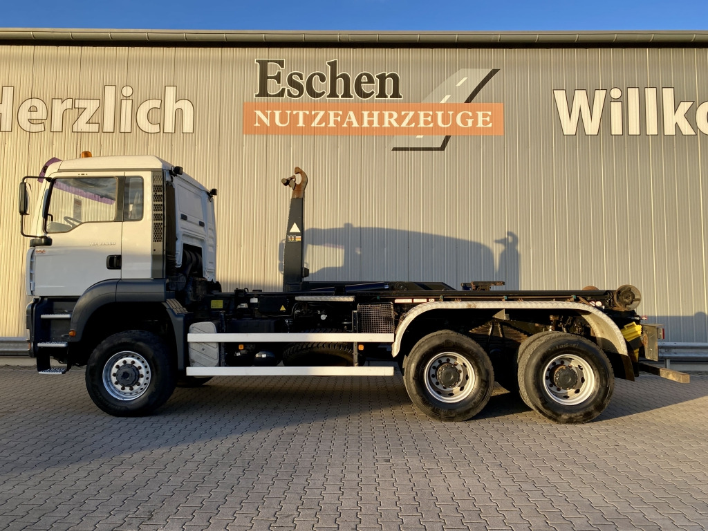 Camion ampliroll MAN TGA 33.390 6x6 BB