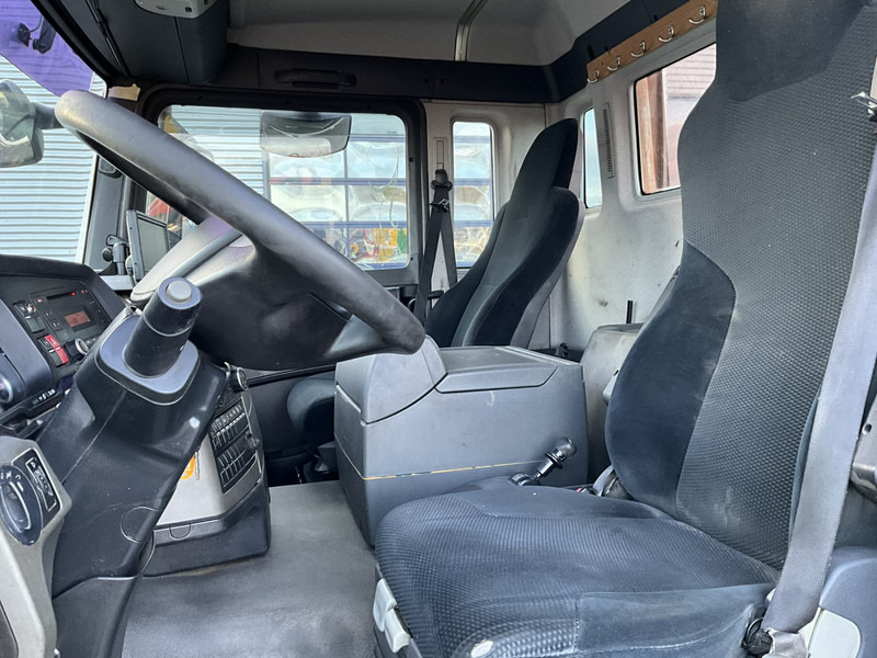 Camion ampliroll MAN TGA 41.440 8x4 Full Steel AJK 26 Ton Haakarmsysteem