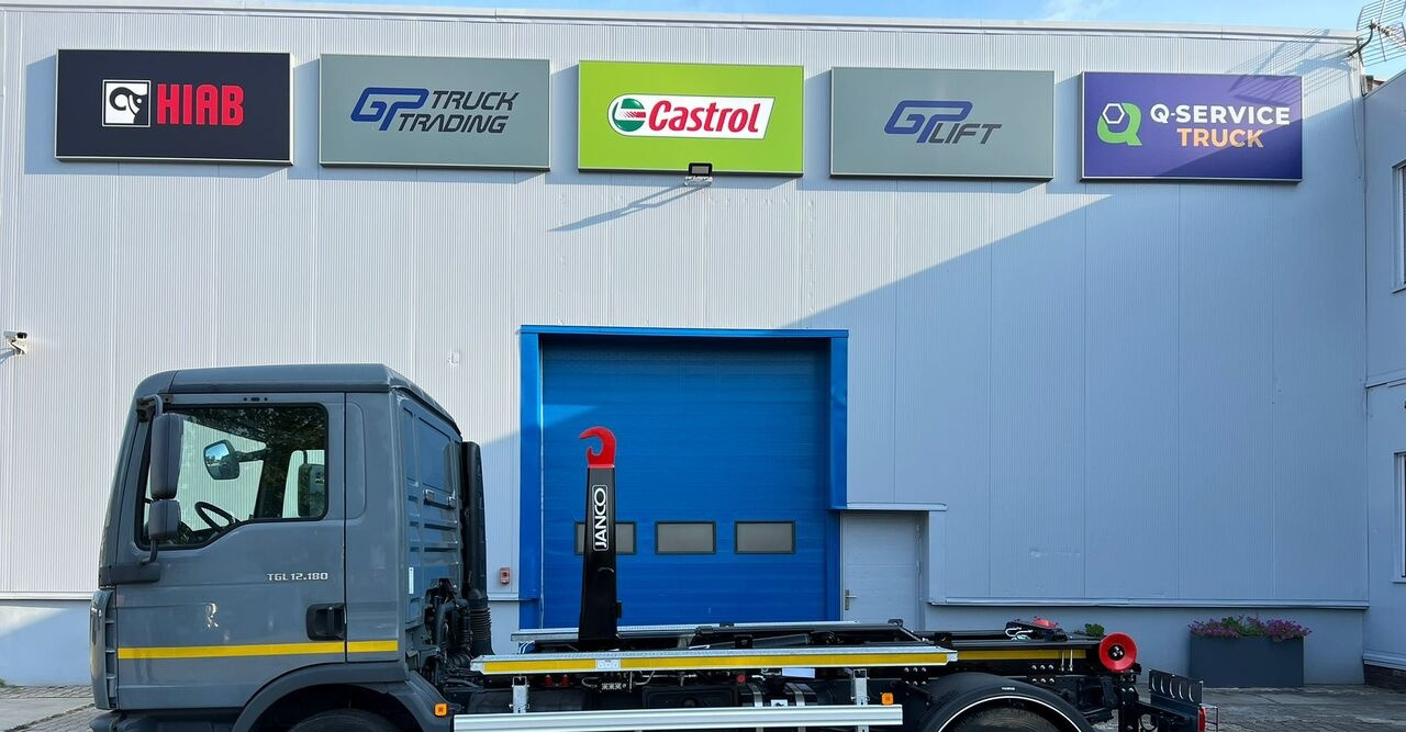 Camion ampliroll MAN TGL 12.180