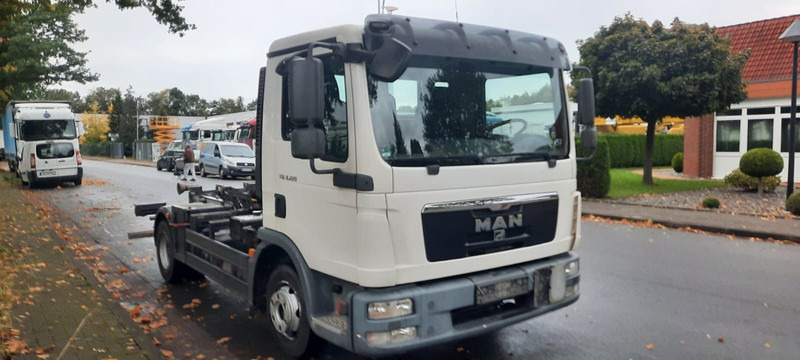 Camion ampliroll MAN TGL 8.220 Abrollkipper