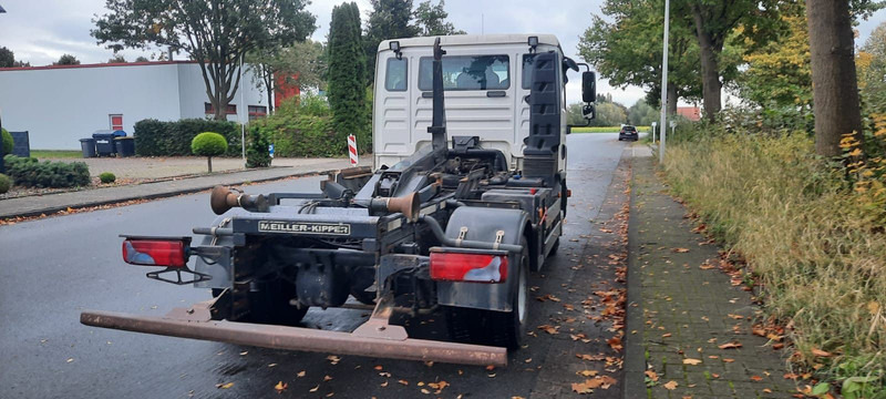 Camion ampliroll MAN TGL 8.220 Abrollkipper