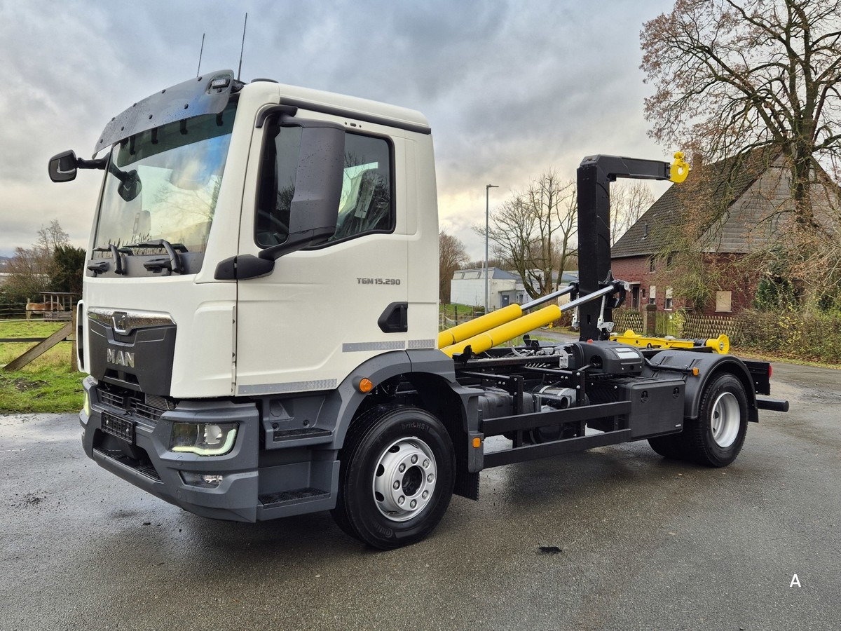 Camion ampliroll MAN TGM 15.290 BL Abrollkipper PowerMatic Standheiz.