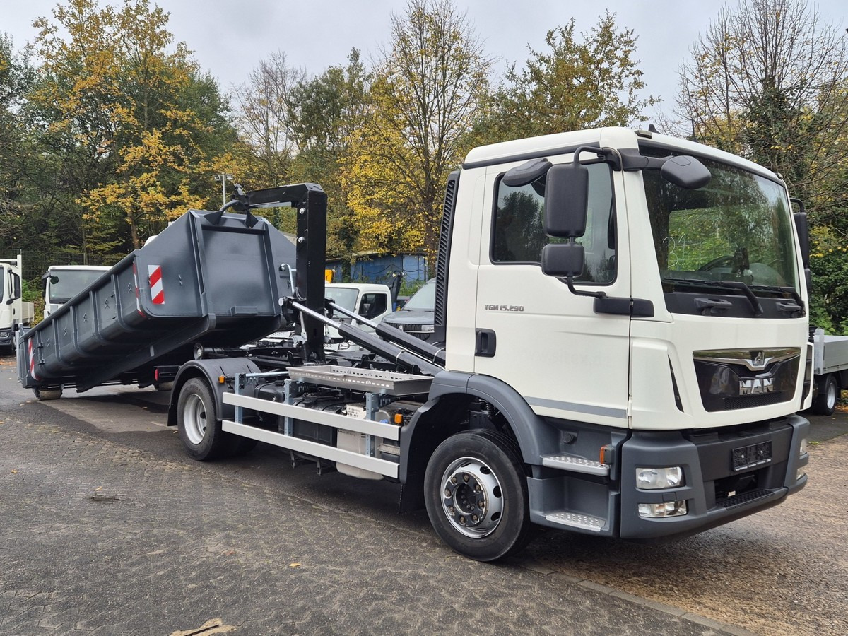 Camion ampliroll MAN TGM 15.290 BL Aut. Abrollkipper AHK