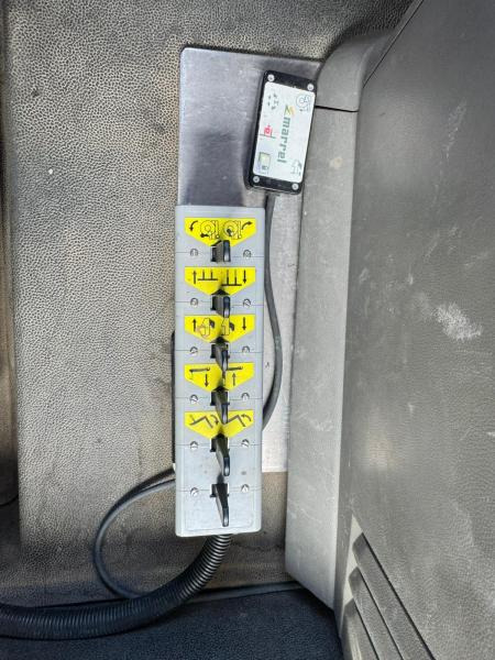 Camion ampliroll MAN TGS 18.360. 4X4