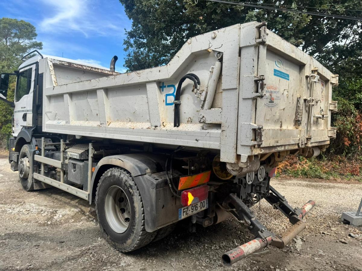 Camion ampliroll MAN TGS 18.360. 4X4