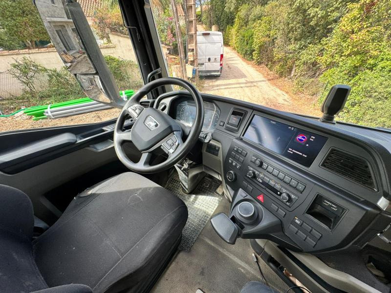 Camion ampliroll MAN TGS 18.360. 4X4