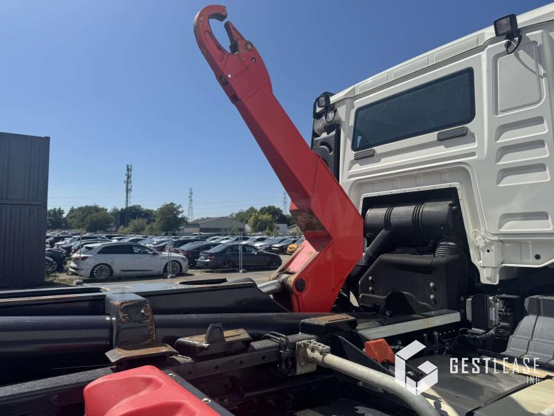 Camion ampliroll MAN TGS 26.400