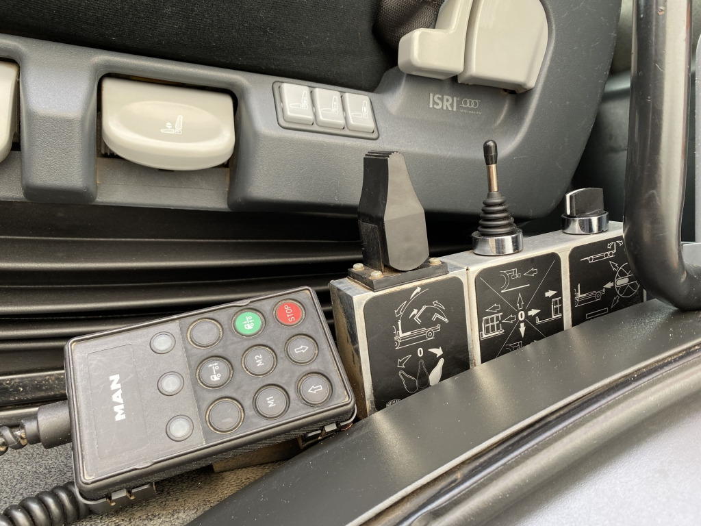 Camion ampliroll MAN TGS 26.400 6x4 H-4 BL