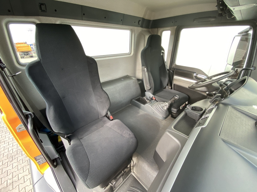 Camion ampliroll MAN TGS 26.400 6x4 H-4 BL