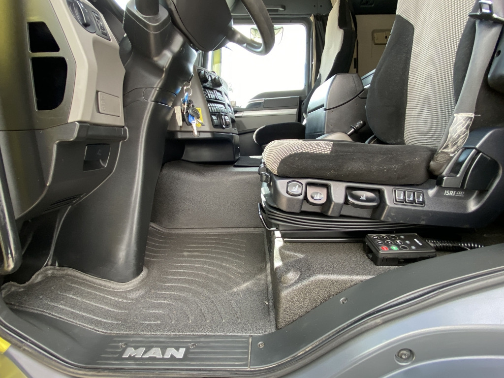 Camion ampliroll MAN TGS 26.460 6x2-4 BL