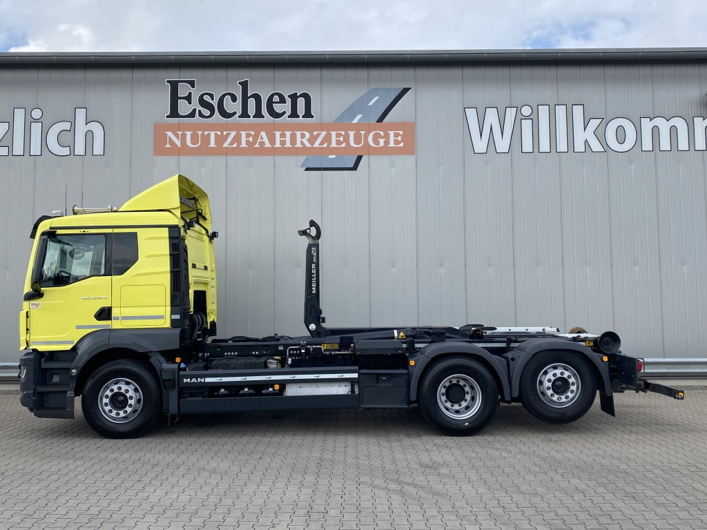 Camion ampliroll MAN TGS 26.470 6x2-2 BL