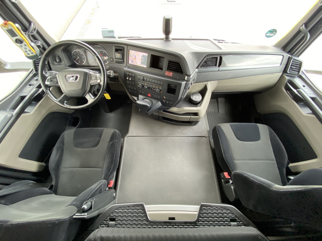 Camion ampliroll MAN TGS 26.470 6x2-2 BL