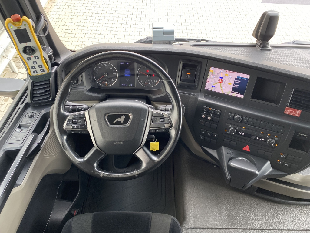 Camion ampliroll MAN TGS 26.470 6x2-2 BL