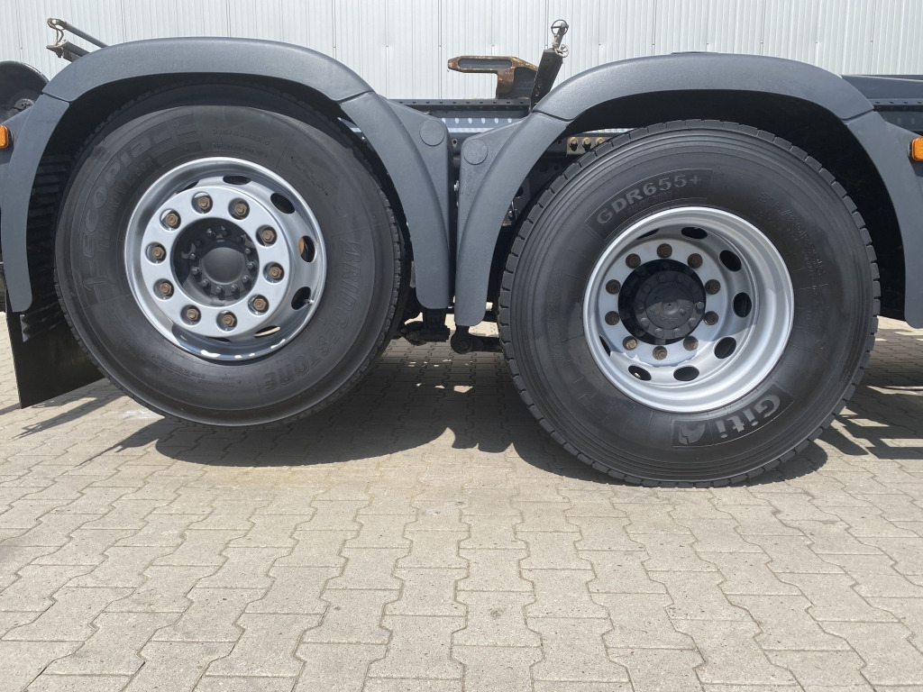 Camion ampliroll MAN TGS 26.470 6x2-4 BL
