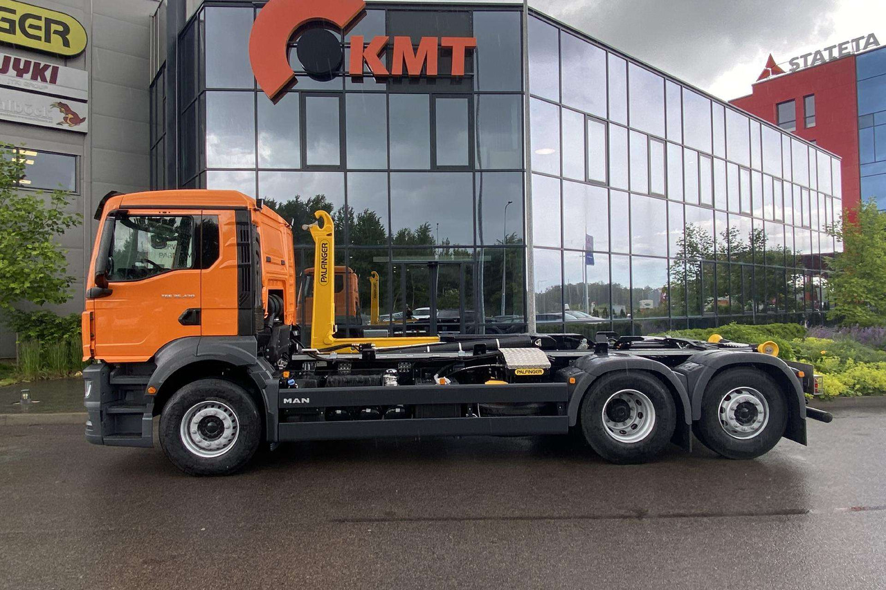 Camion ampliroll MAN TGS 26.480