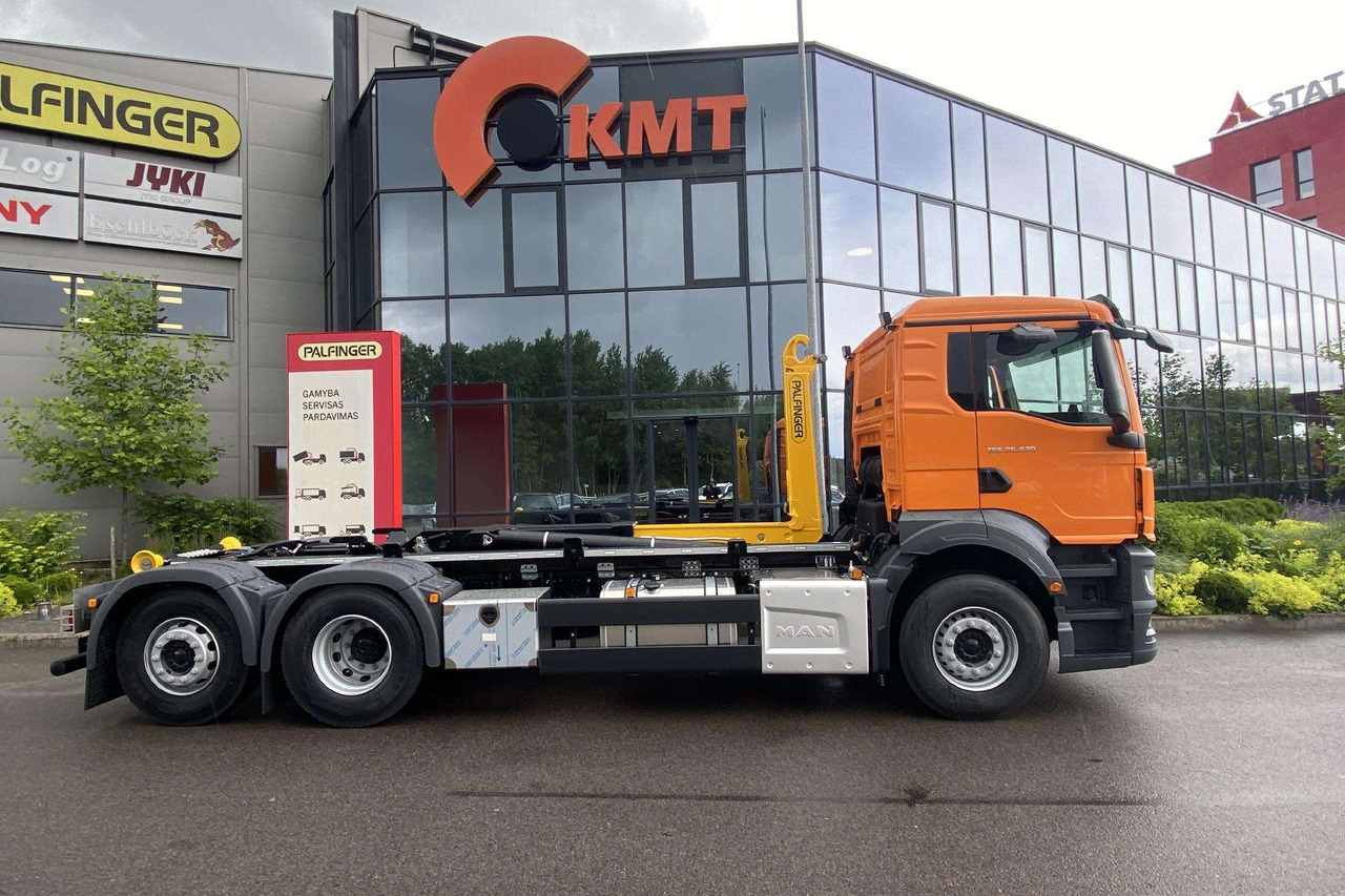 Camion ampliroll MAN TGS 26.480