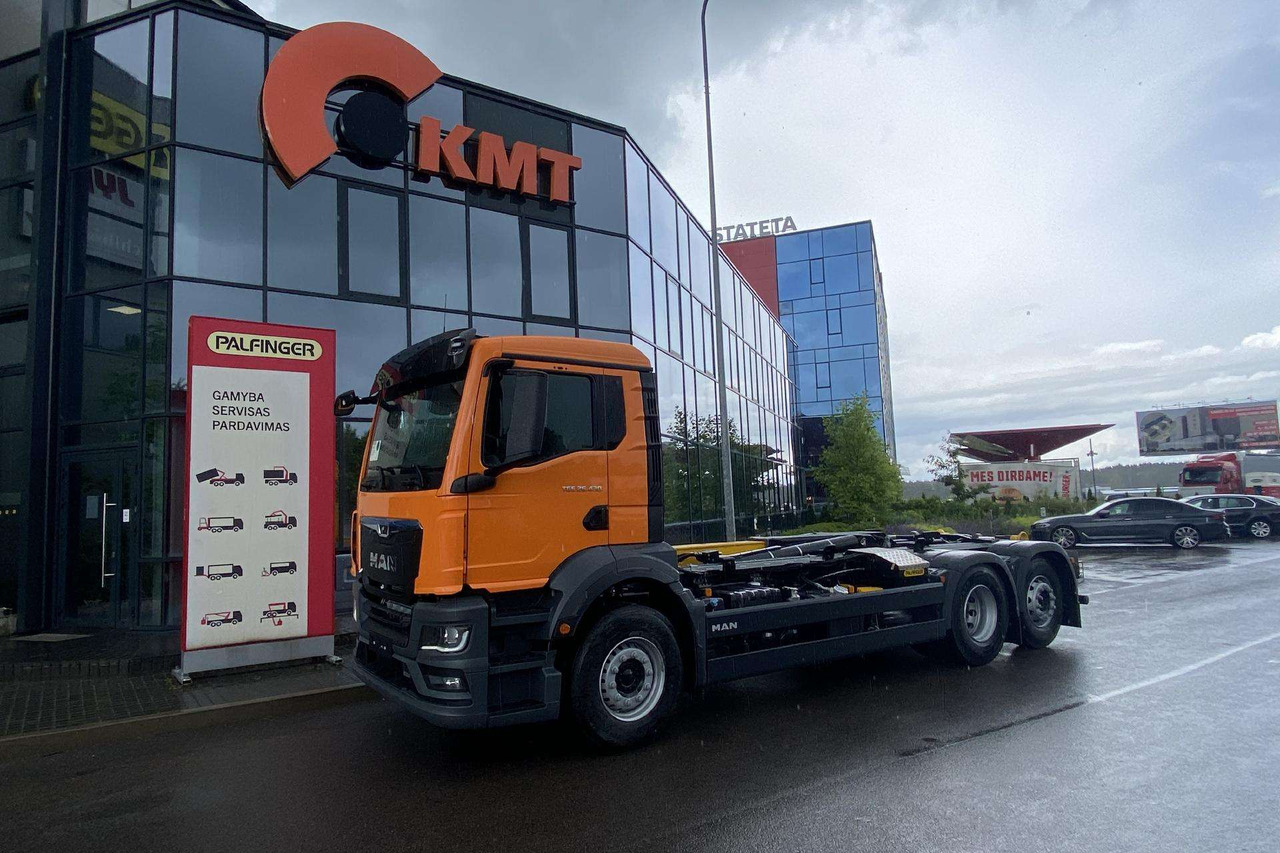 Camion ampliroll MAN TGS 26.480