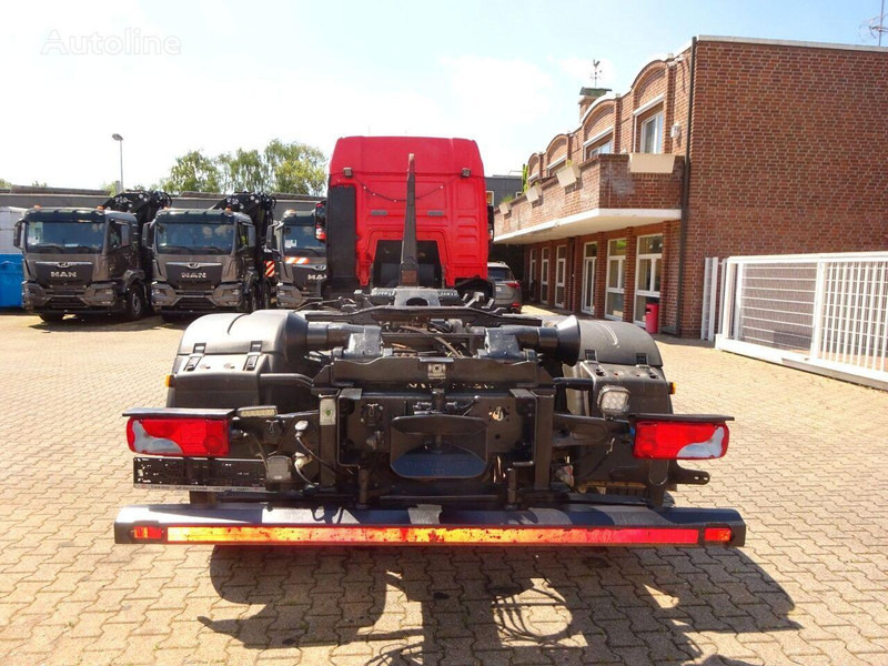 Camion ampliroll MAN TGS 26.480 Hook lift truck 6x2