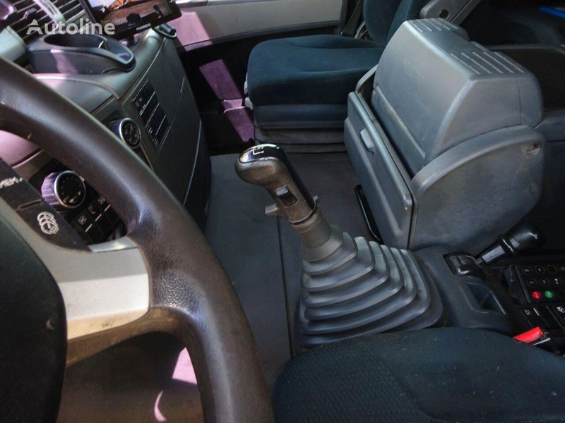 Camion ampliroll MAN TGS 26.480 Hook lift truck 6x2