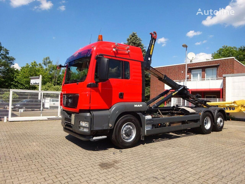 Camion ampliroll MAN TGS 26.480 Hook lift truck 6x2