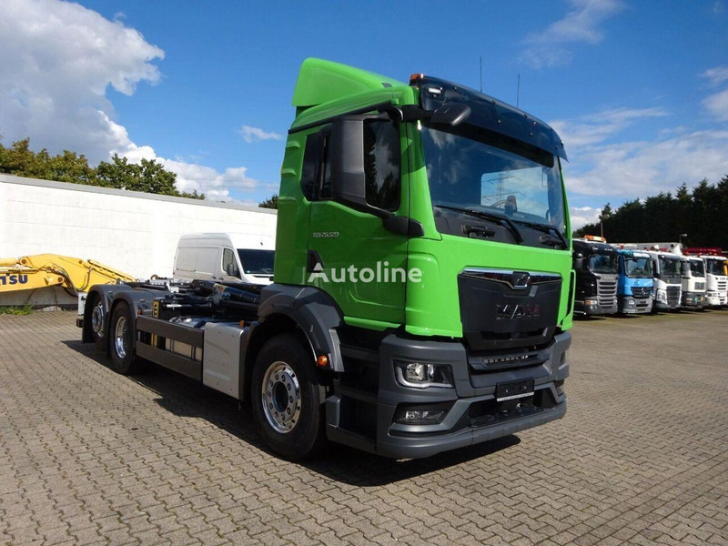 Camion ampliroll MAN TGS 26.520 Hook lift