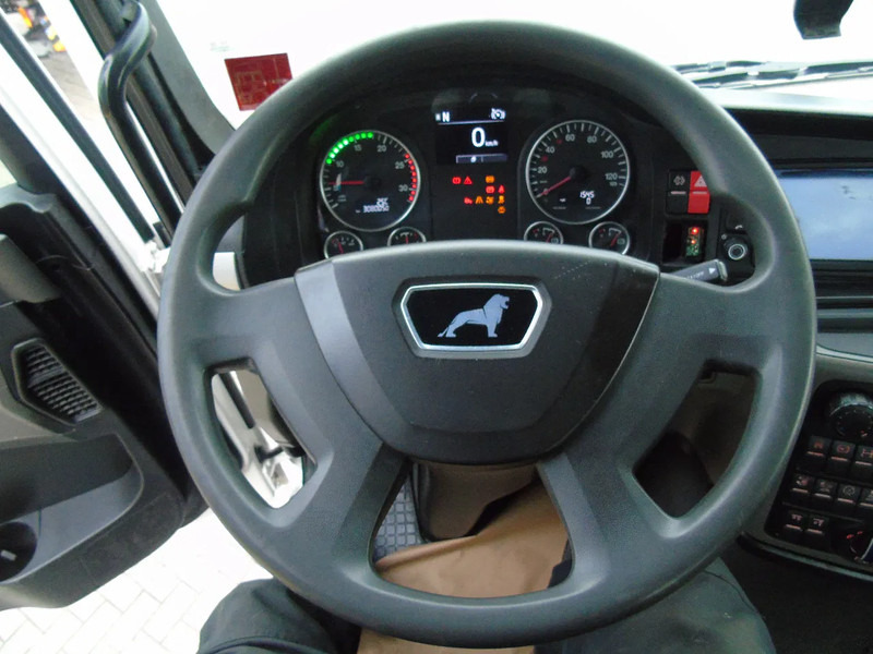 Camion ampliroll MAN TGS 28.470 + 20T hook + 6x2