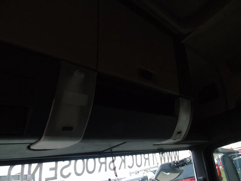 Camion ampliroll MAN TGS 28.470 + 20T hook + 6x2