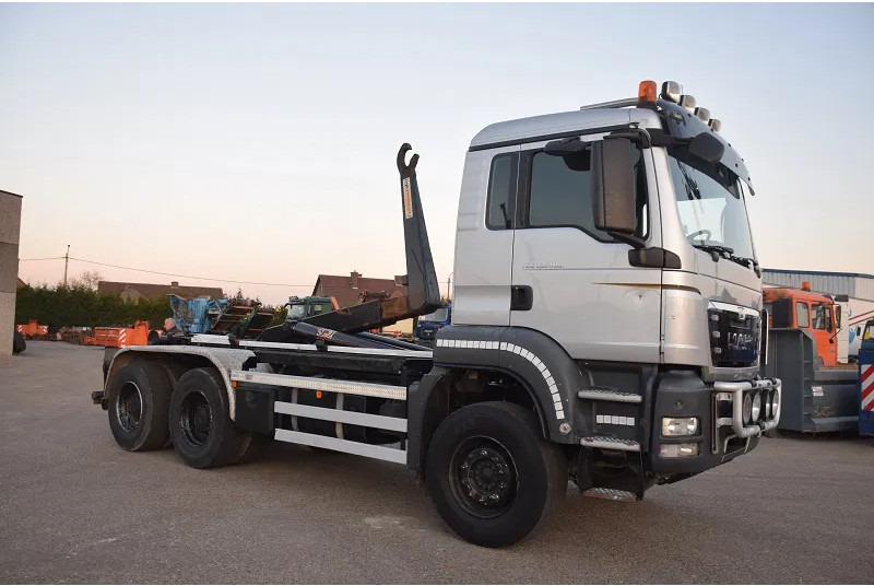 Camion ampliroll MAN TGS 33.400