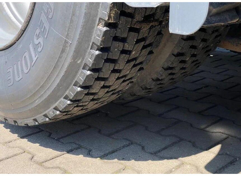 Camion ampliroll MAN TGX 26.440