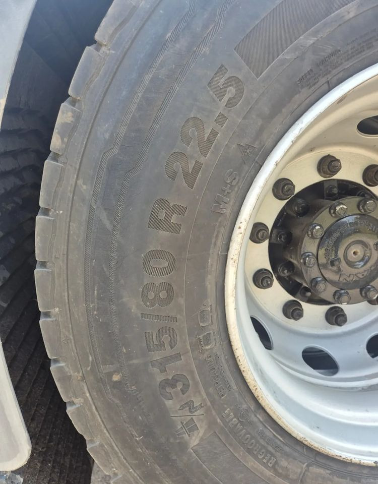 Camion ampliroll MAN TGX 26-460 Hakowiec oś skrętna