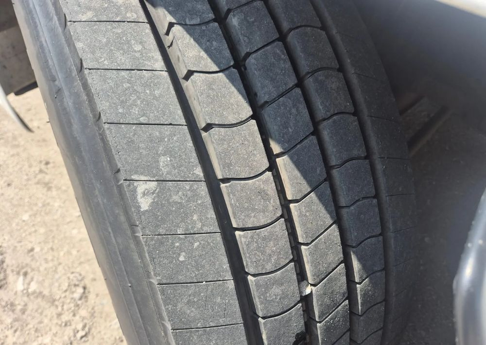 Camion ampliroll MAN TGX 26-460 Hakowiec oś skrętna