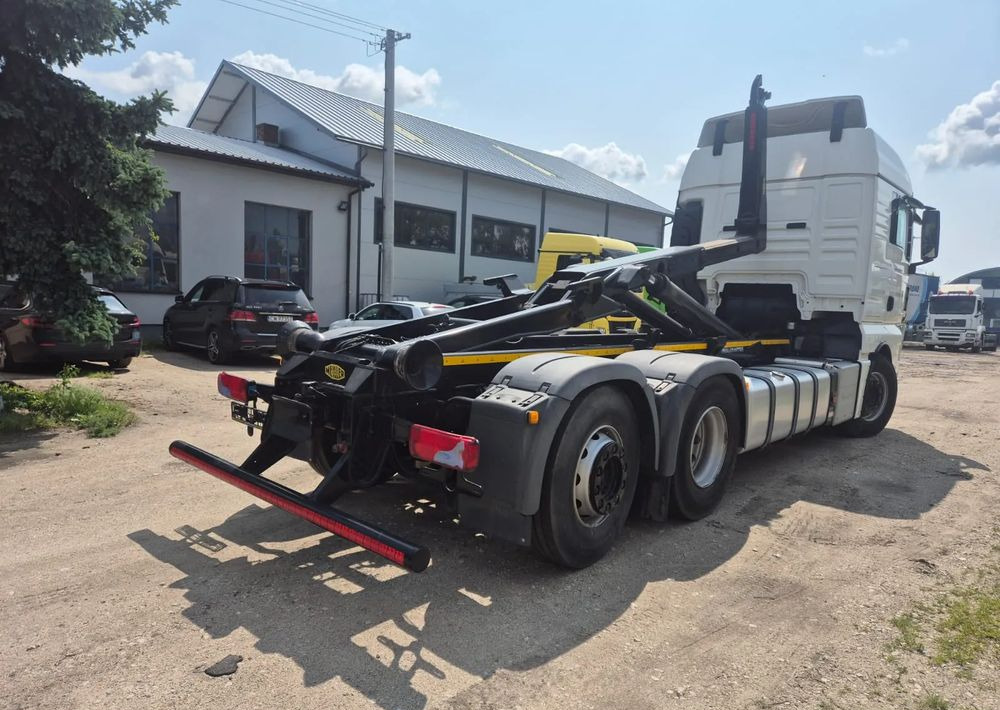 Camion ampliroll MAN TGX 26-460 Hakowiec oś skrętna