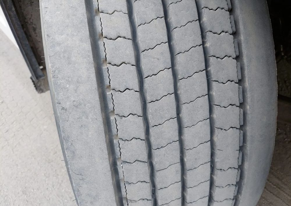 Camion ampliroll MAN TGX 26-500 Hakowiec oś skrętna