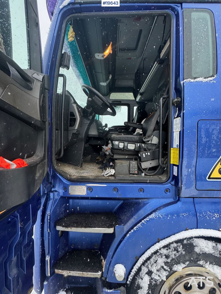 Camion ampliroll MAN TGX 33.680