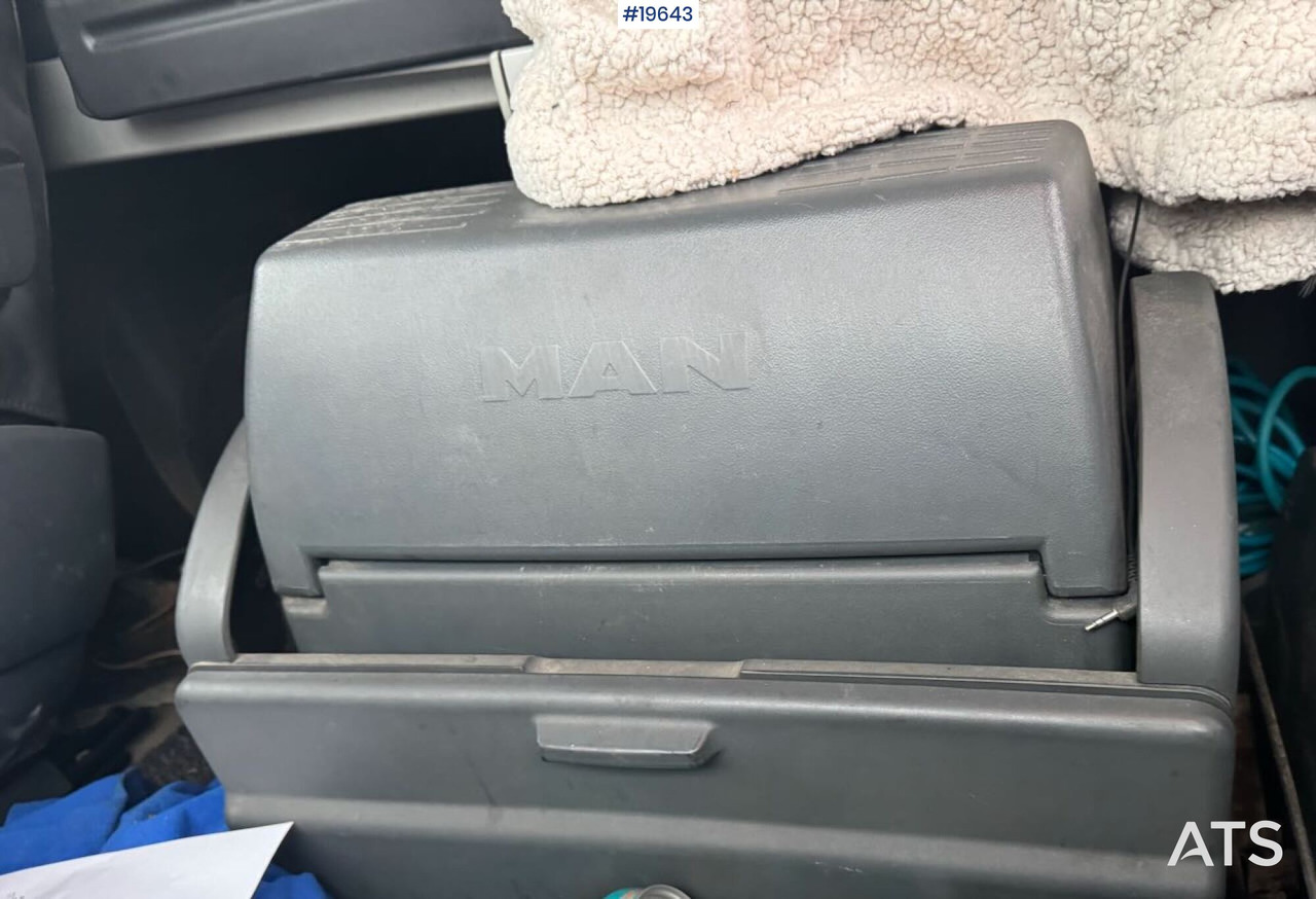 Camion ampliroll MAN TGX 33.680 Krokbil med Palift Krok