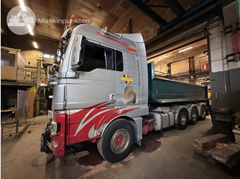 Camion ampliroll MAN TGX 35.540 