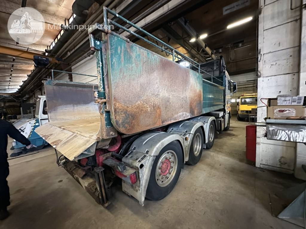 Camion ampliroll MAN TGX 35.540