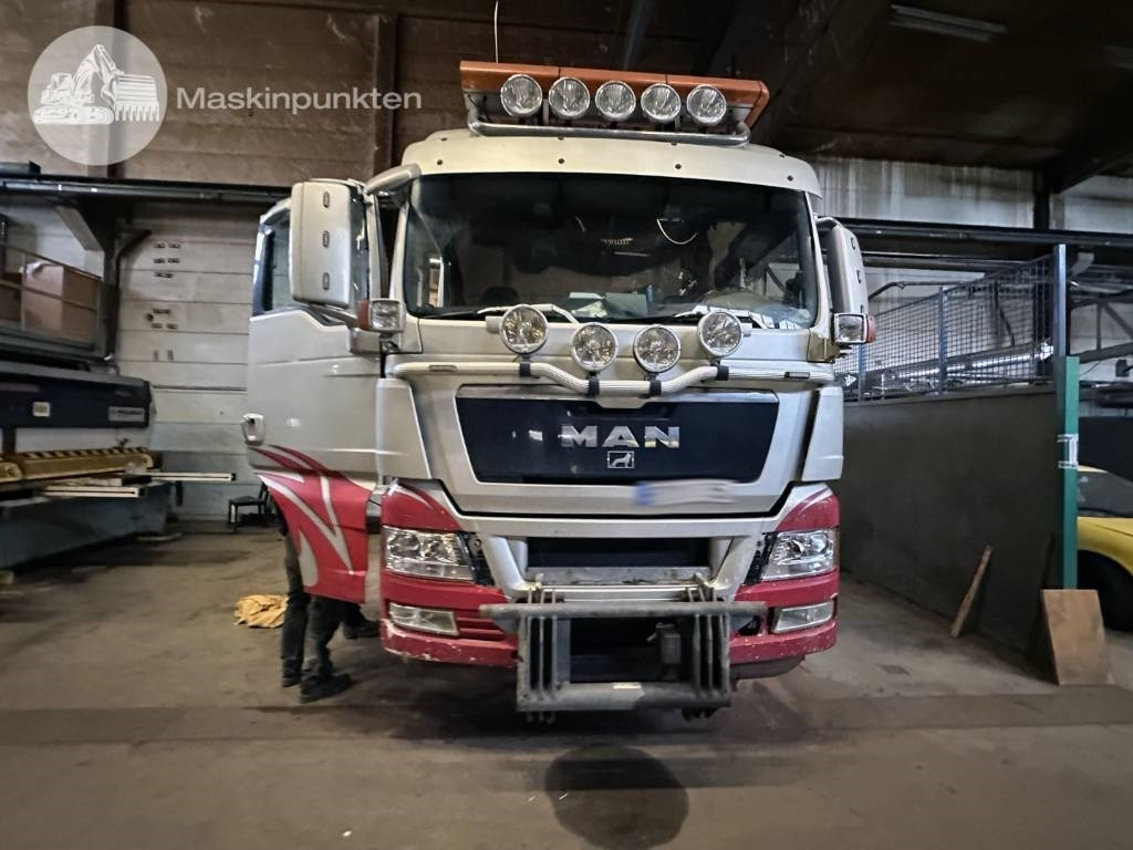 Camion ampliroll MAN TGX 35.540