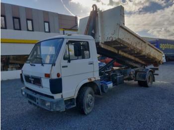 Camion ampliroll MAN VW 10.150