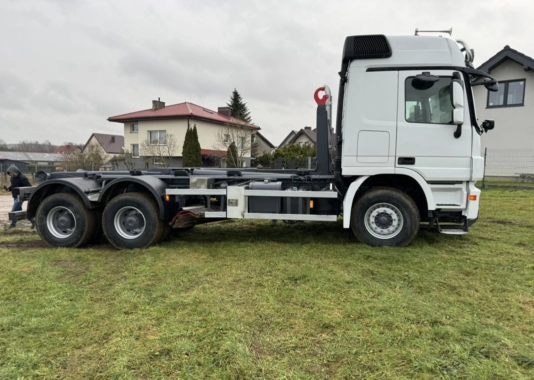 Camion ampliroll MERCEDES-BENZ ACTROS 2648 SPECJALNY PłUG 6X4!!!
