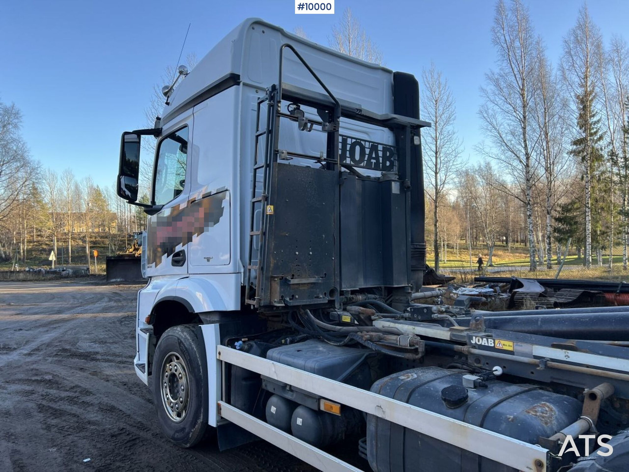 Camion ampliroll MERCEDES-BENZ AROCS 3251 Hook Truck with tridem body